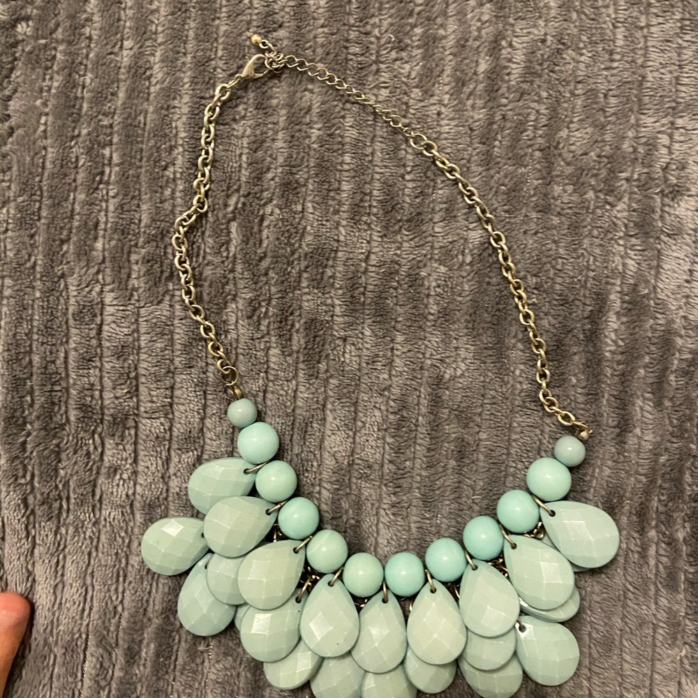 Francesca necklace - Picture 3 of 8